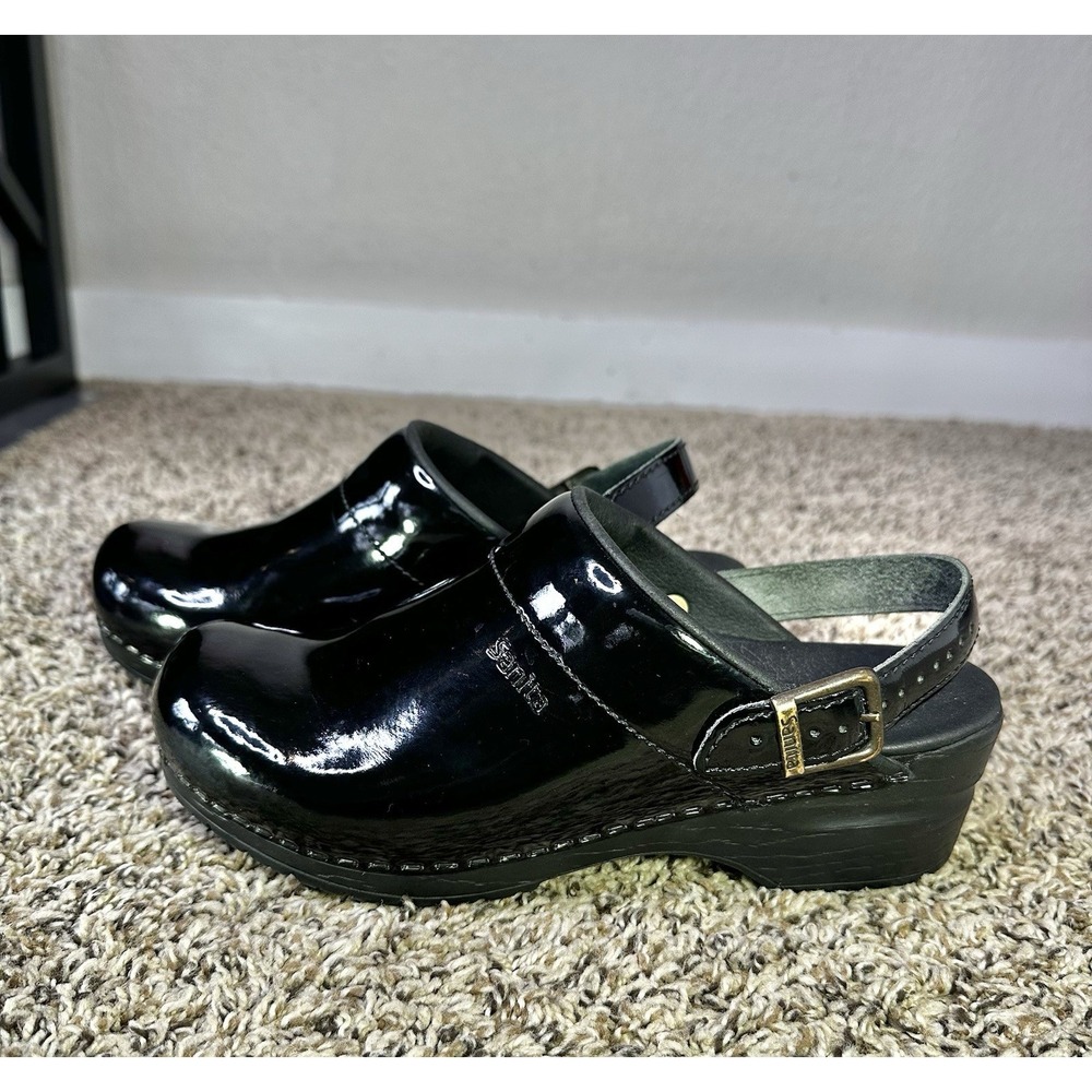 Sanita Freya Black Patent Leather Clogs Slip On Slingback Strap Size 38 EU / 7.5